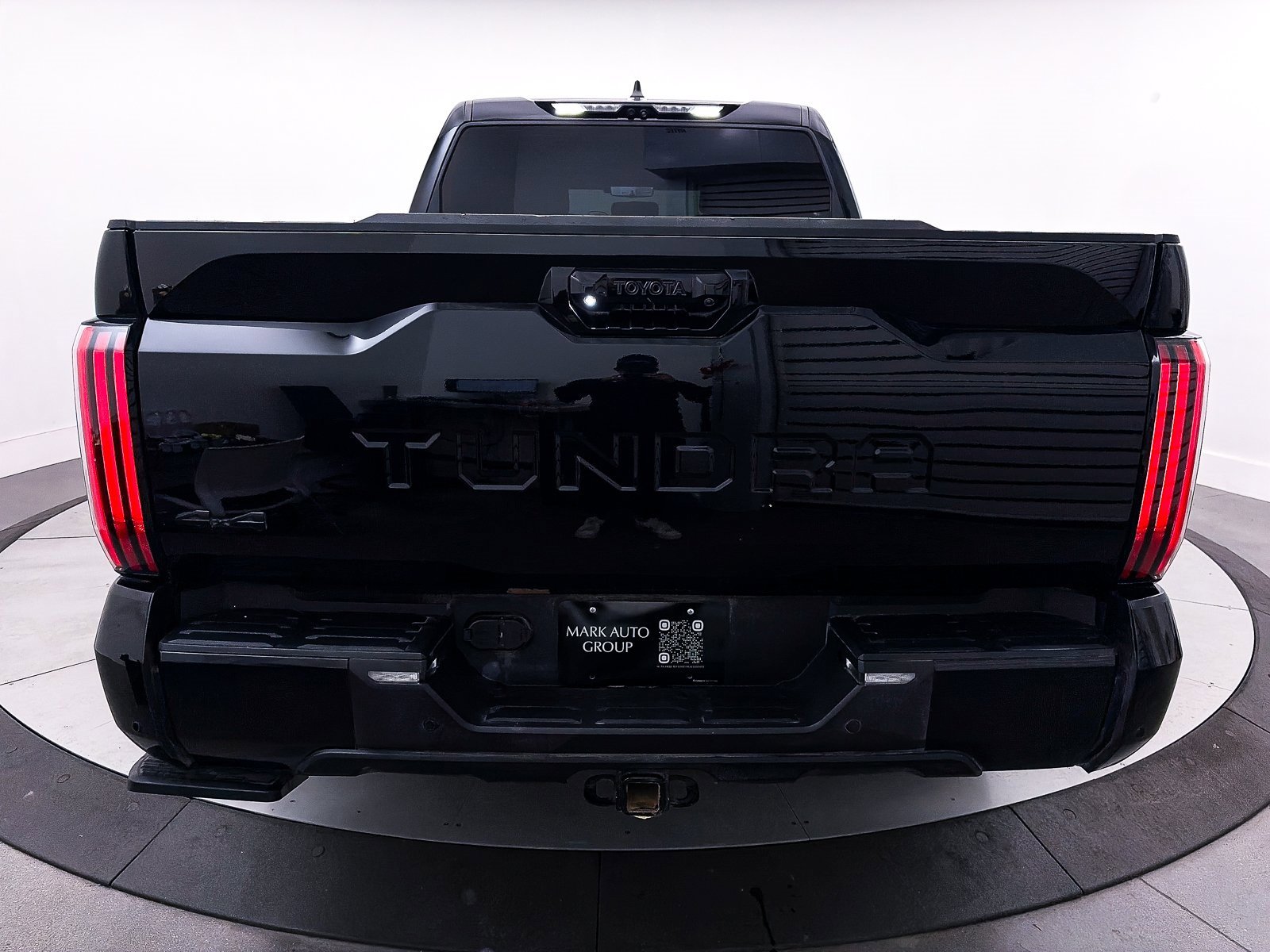 Used 2024 Toyota Tundra Platinum w/ TRD Off-Road Package image 16