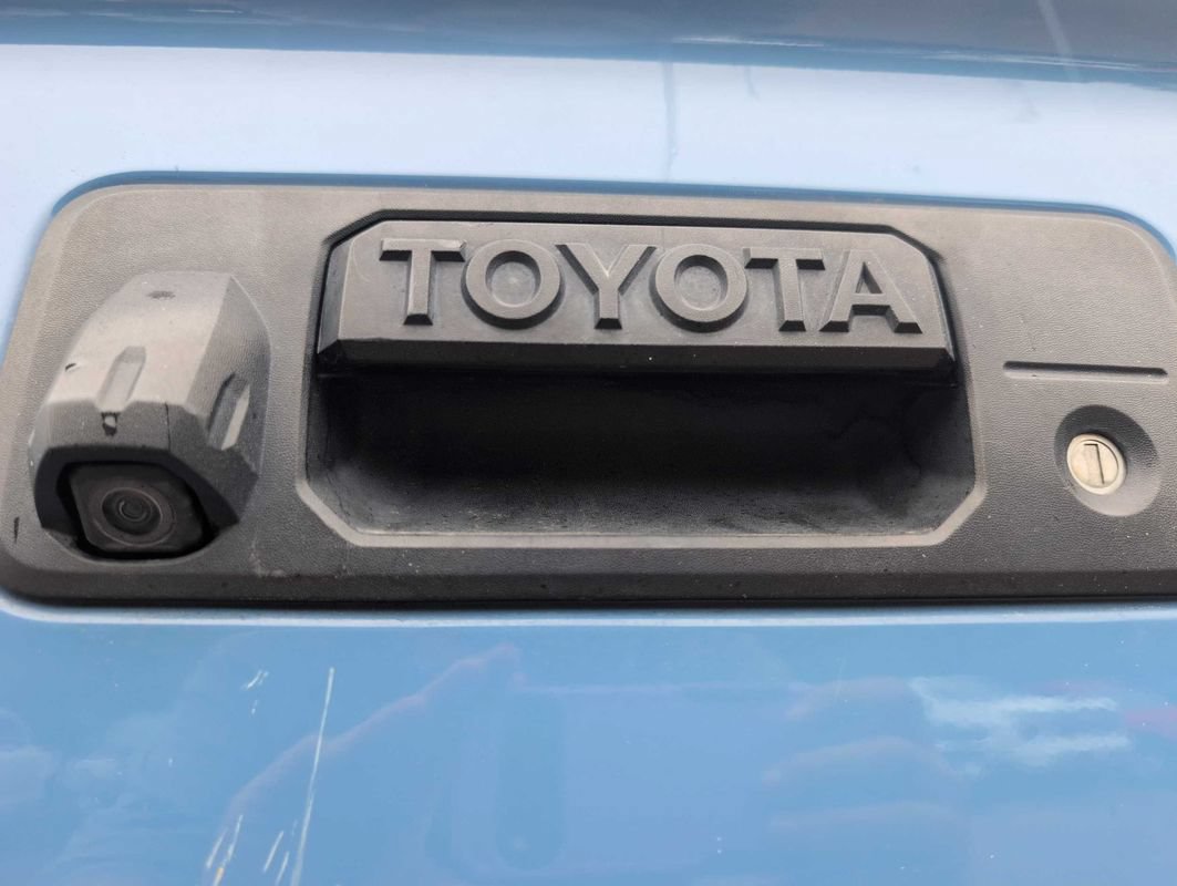 Used 2019 Toyota Tundra SR5 w/ SR5 Upgrade Package AWD/4WD image 34