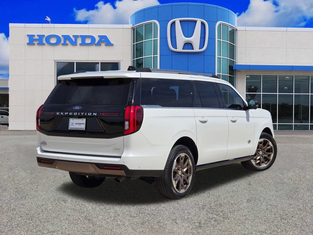 Used 2025 Ford Expedition Max King Ranch AWD/4WD image 3
