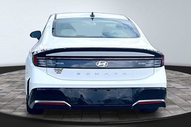 Used 2025 Hyundai Sonata SEL FWD image 4