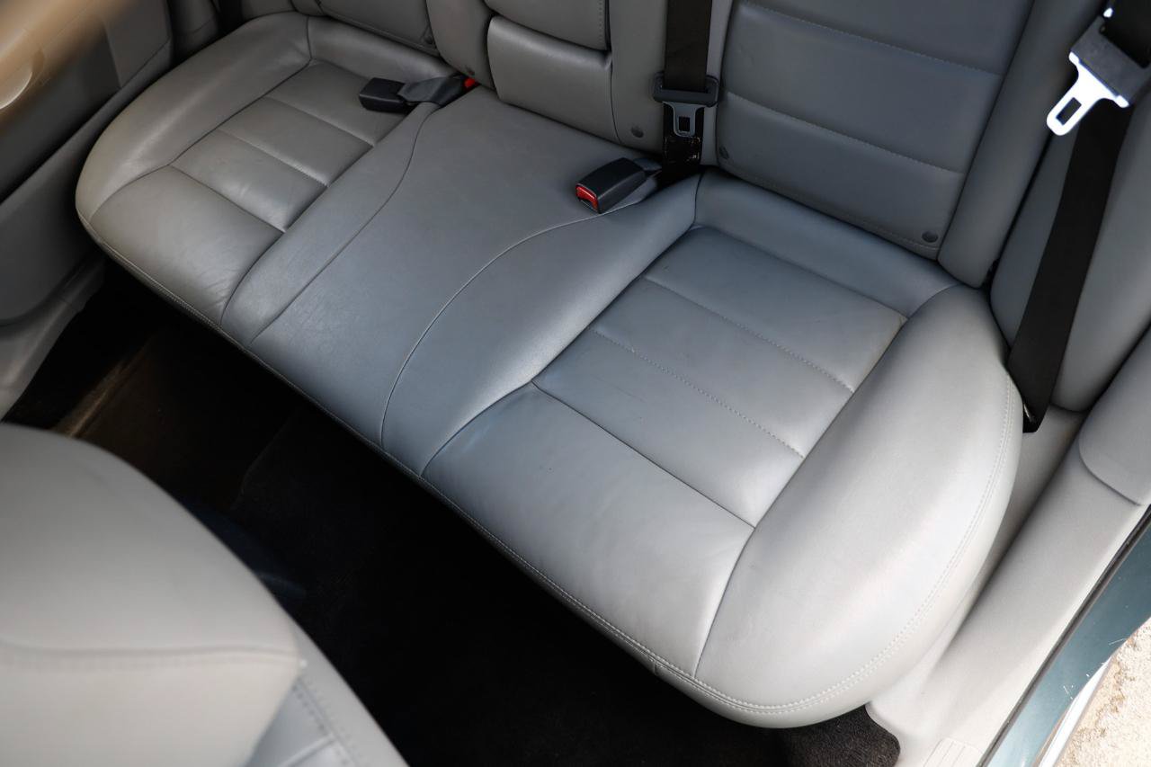 Used 2006 Dodge Magnum R/T w/ Convenience Group II RWD image 12