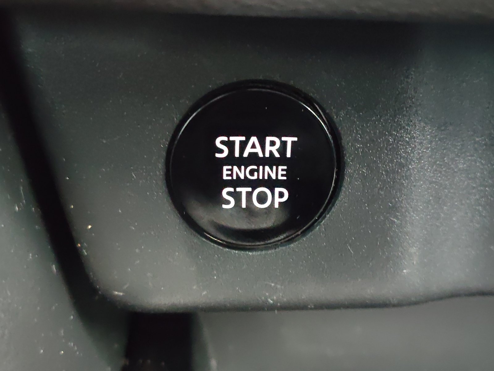 Used 2025 Nissan Rogue SV AWD/4WD image 34