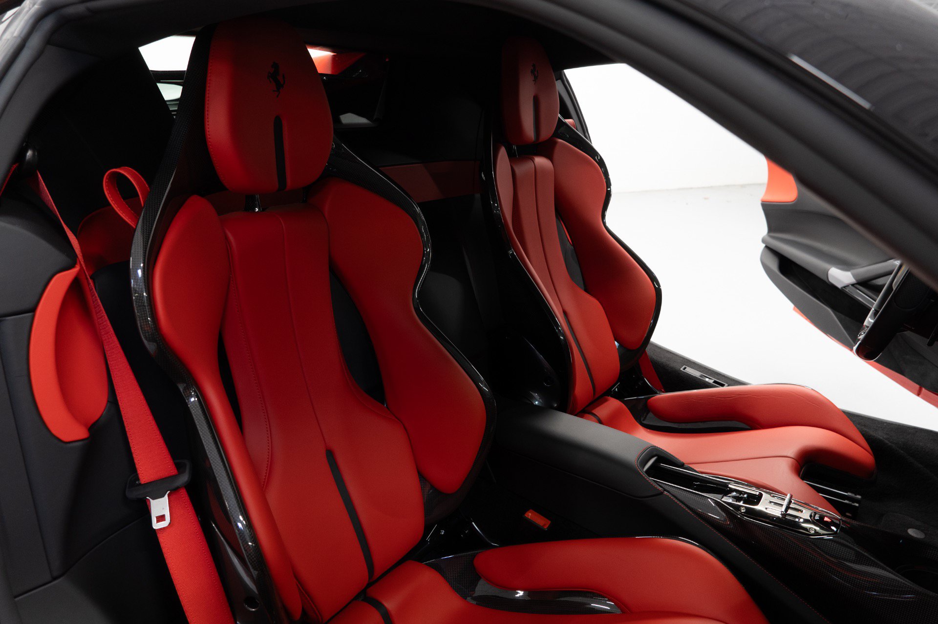 Used 2022 Ferrari SF90 Stradale AWD/4WD image 46
