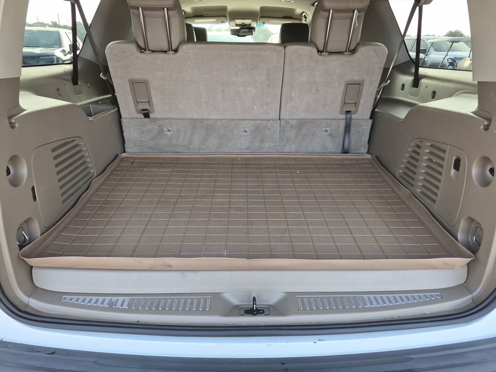 Used 2018 Chevrolet Suburban LT w/ Max Trailering Package AWD/4WD image 45