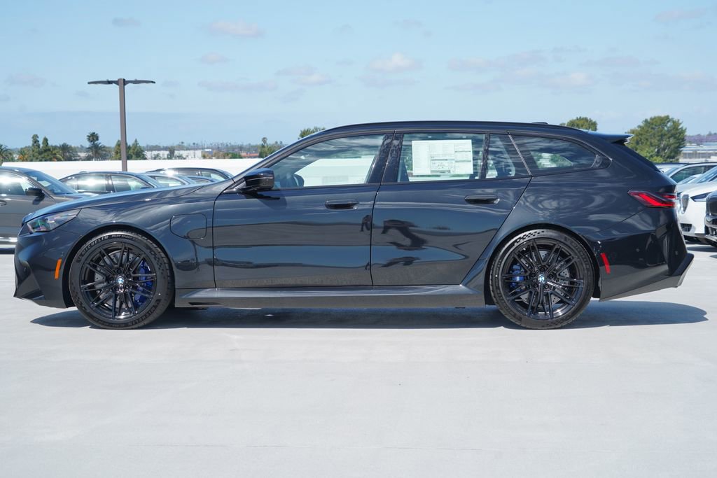 New 2026 BMW M5 Touring AWD/4WD image 4