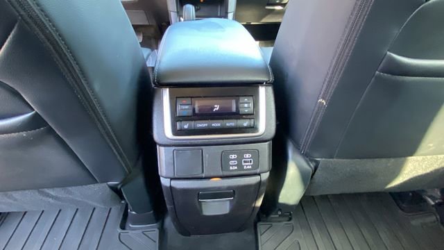 Certified 2023 Subaru Ascent Limited w/ Technology Package image 16