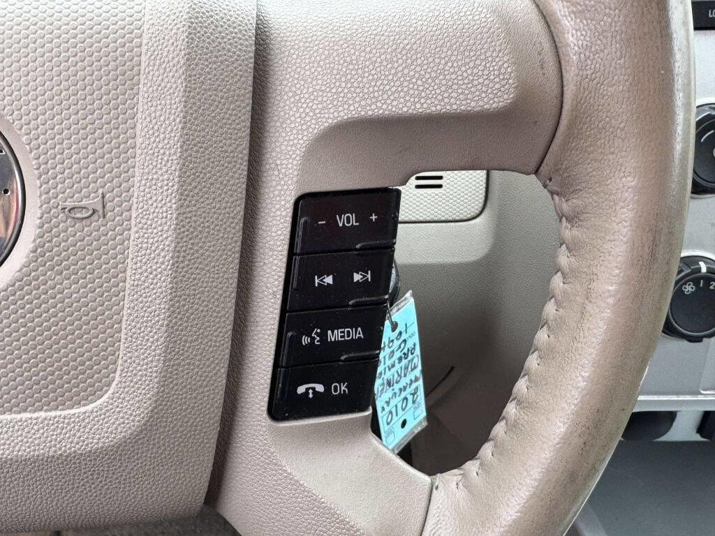 Used 2010 Mercury Mariner Premier image 14