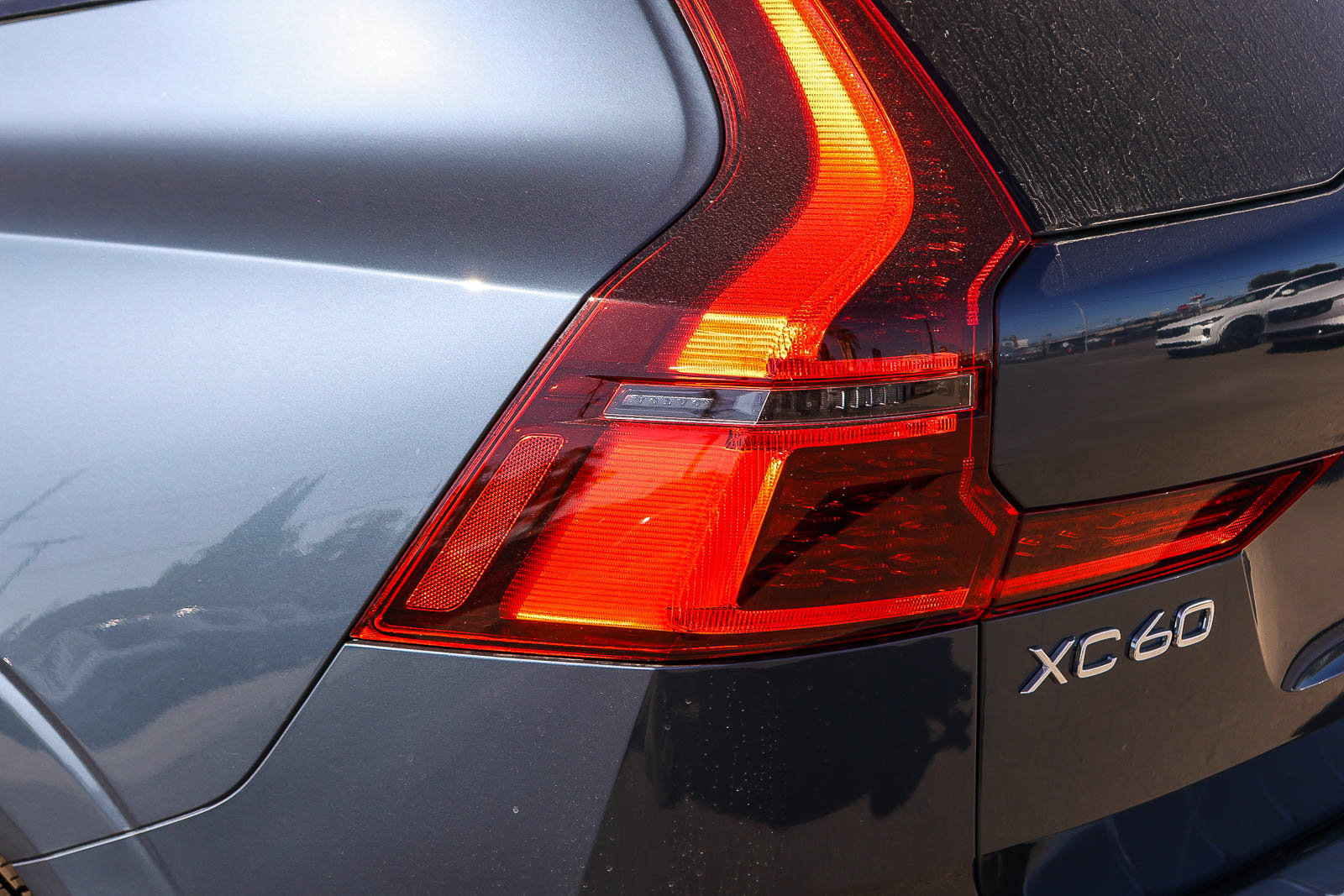 New 2026 Volvo XC60 T8 Plus w/ Climate Package AWD/4WD image 11