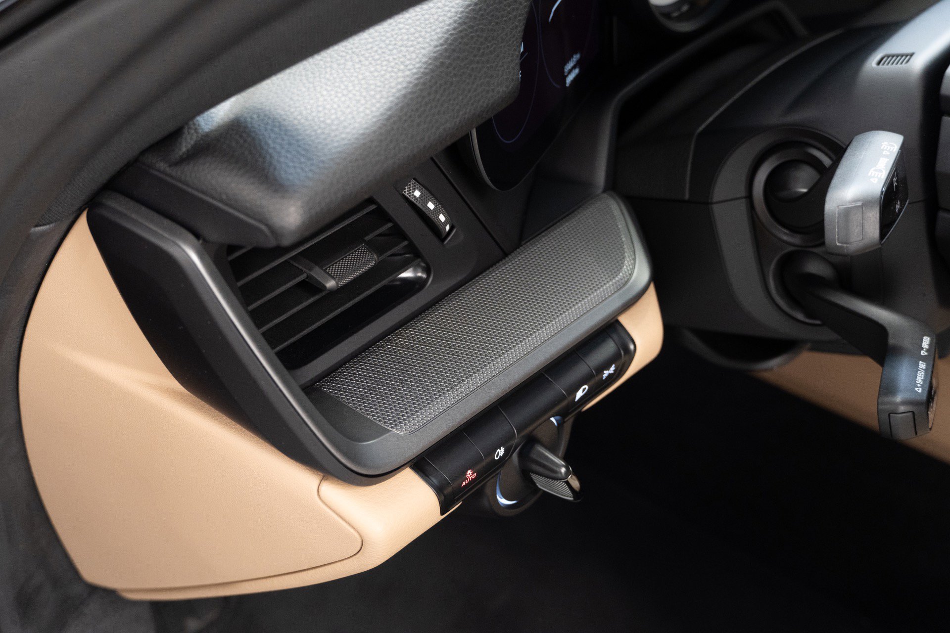 Used 2024 Porsche 911 Carrera S image 15