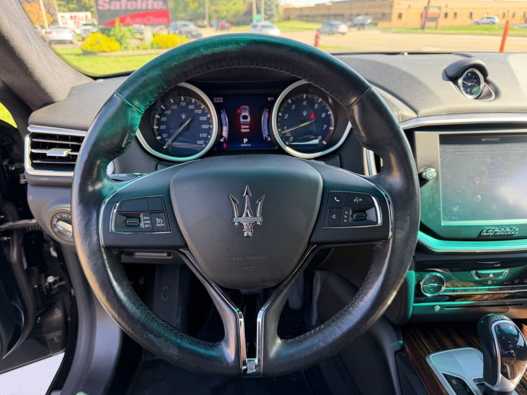 Used 2016 Maserati Ghibli S Q4 AWD/4WD image 19