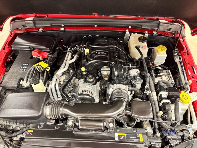 Used 2023 Jeep Gladiator Sport AWD/4WD image 25