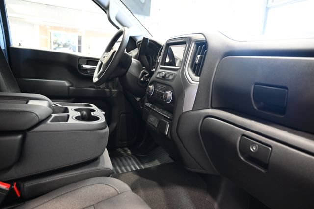 New 2026 Chevrolet Silverado 1500 Custom Trail Boss w/ LPO, Dark Essentials Package AWD/4WD image 14