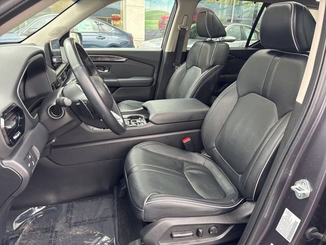 Used 2023 Honda Pilot Elite image 5