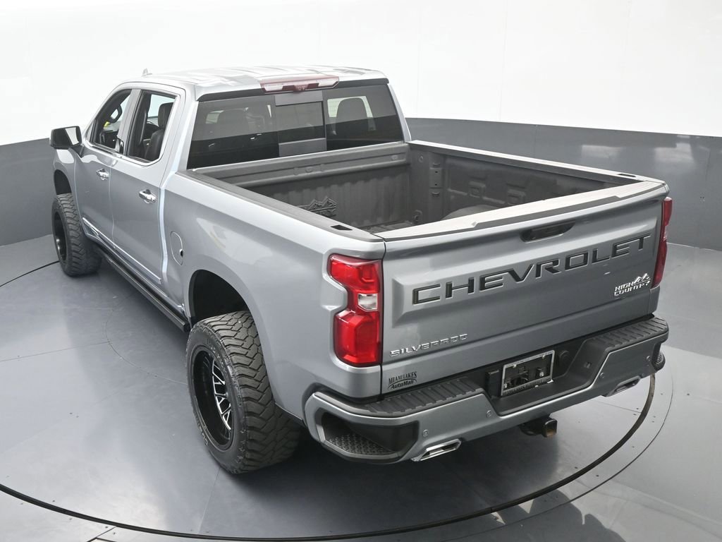 Used 2023 Chevrolet Silverado 1500 High Country w/ Technology Package image 64