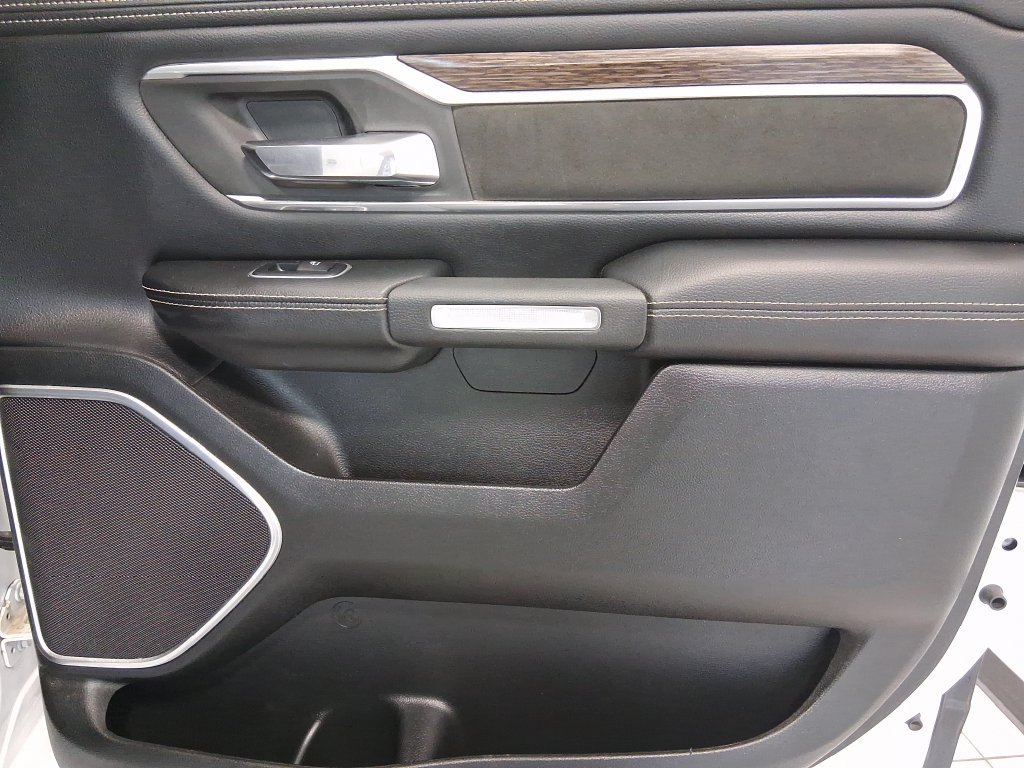 Used 2020 RAM 1500 Laramie AWD/4WD image 41