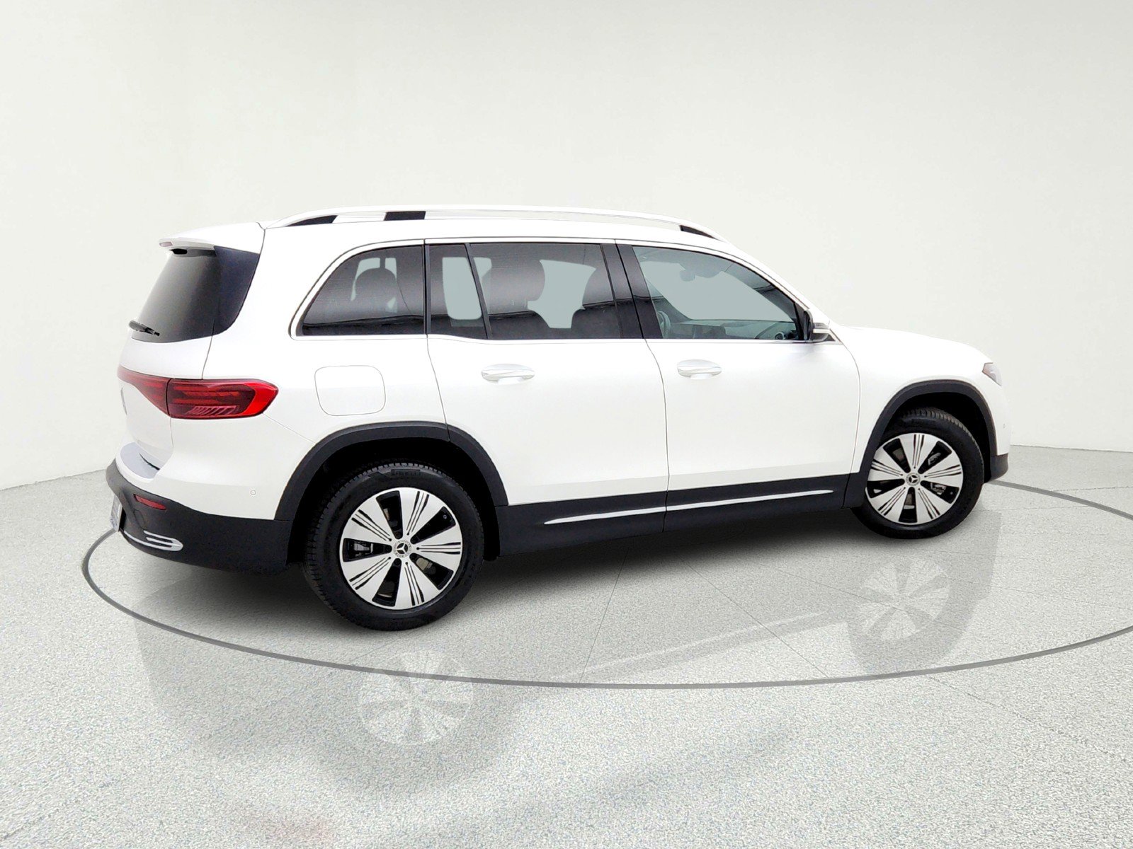 Certified 2024 Mercedes-Benz EQB 250+ image 8