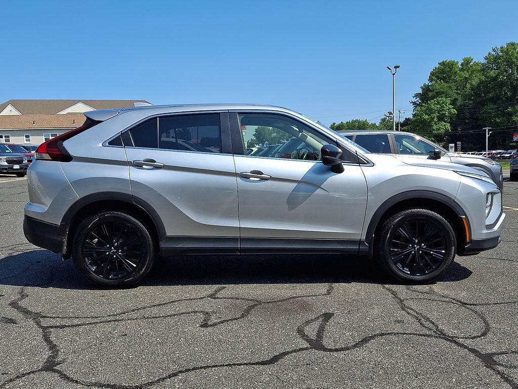 Used 2022 Mitsubishi Eclipse Cross LE AWD/4WD image 7