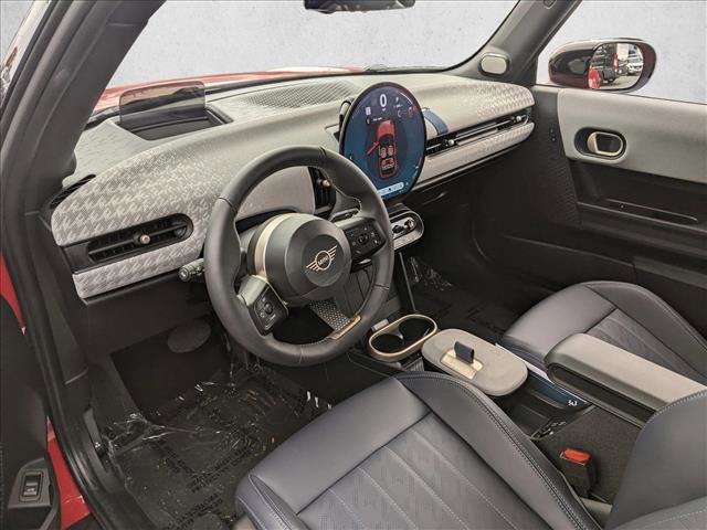 Certified 2025 MINI Cooper S image 10