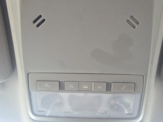 Used 2016 Chevrolet Trax LS image 25