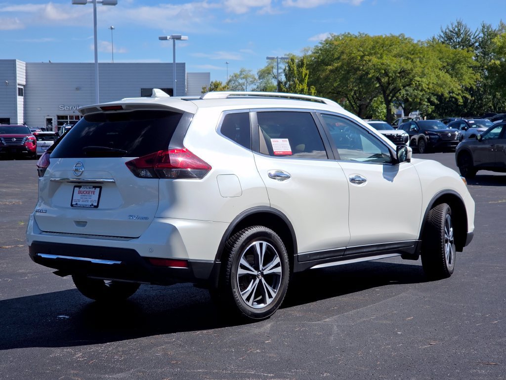 Used 2019 Nissan Rogue SV w/ Sun & Sound Touring Package AWD/4WD image 25