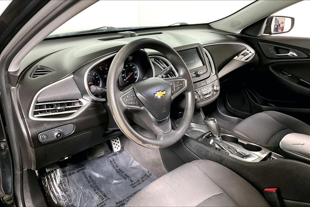 Used 2017 Chevrolet Malibu LS image 12