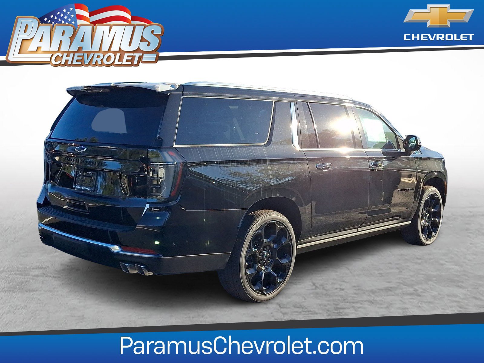 New 2026 Chevrolet Suburban High Country AWD/4WD image 4