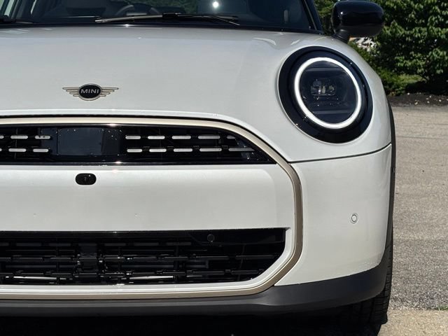 New 2026 MINI Cooper 4-Door Hardtop FWD image 10