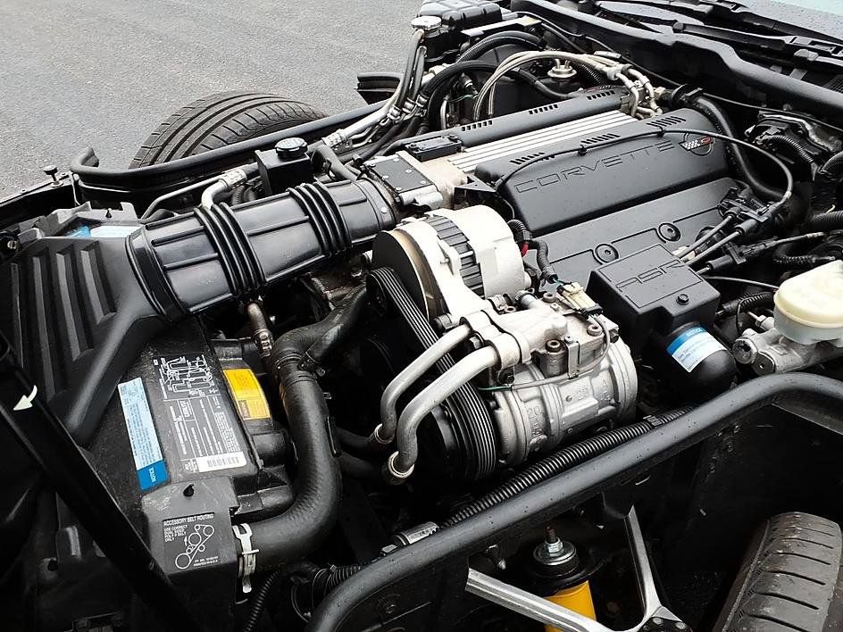 Used 1993 Chevrolet Corvette Coupe RWD image 16