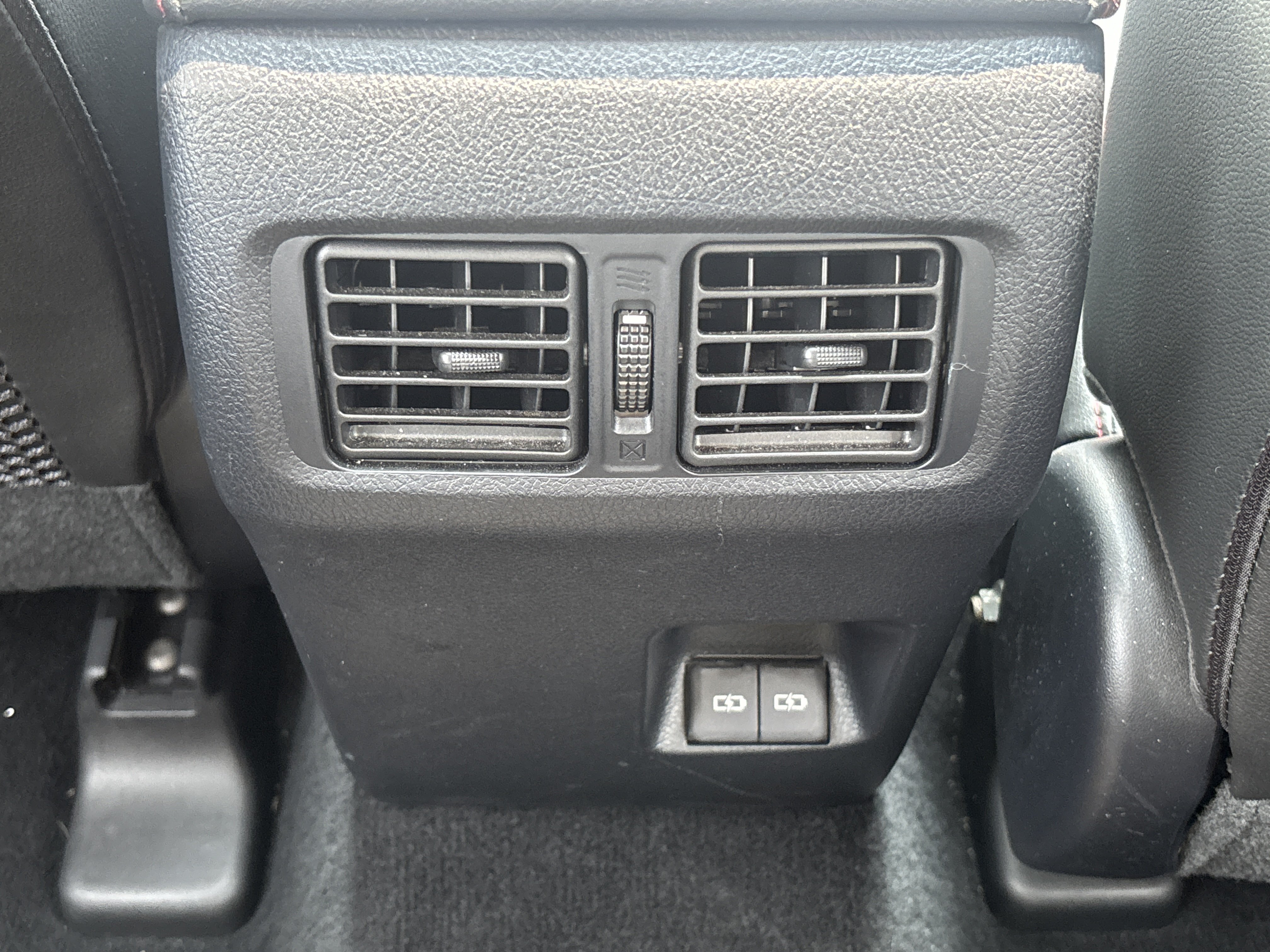 Used 2024 Toyota 4Runner TRD Off-Road Premium w/ Off Road Premium Plus Package AWD/4WD image 13