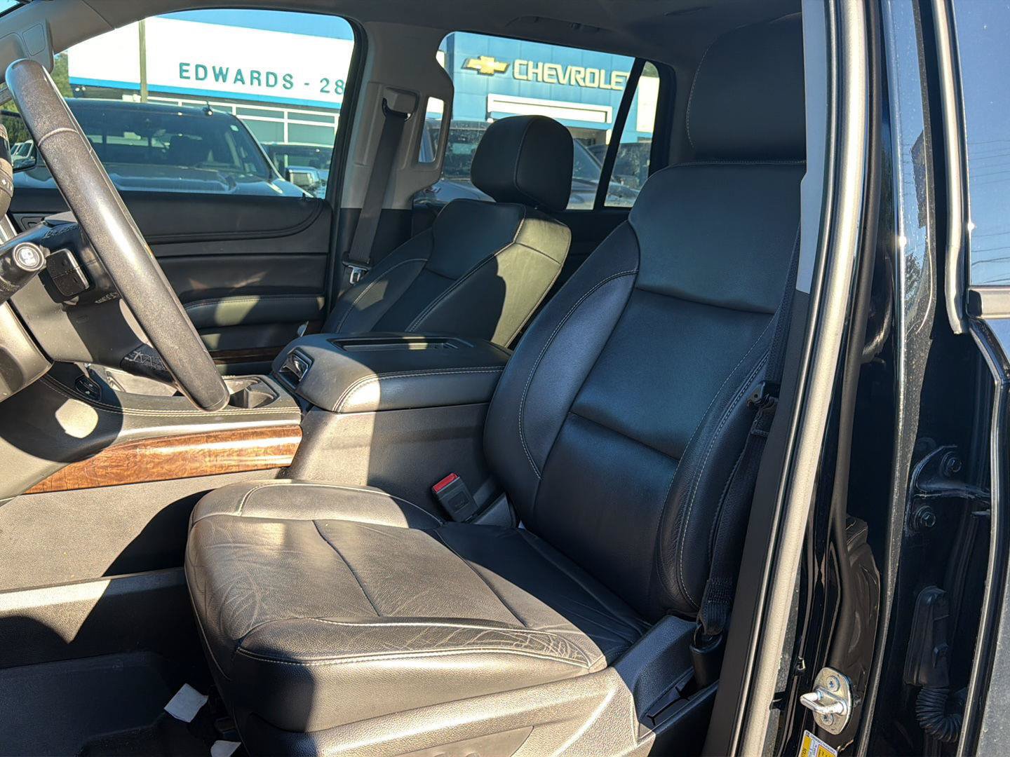 Used 2019 Chevrolet Tahoe LT AWD/4WD image 7