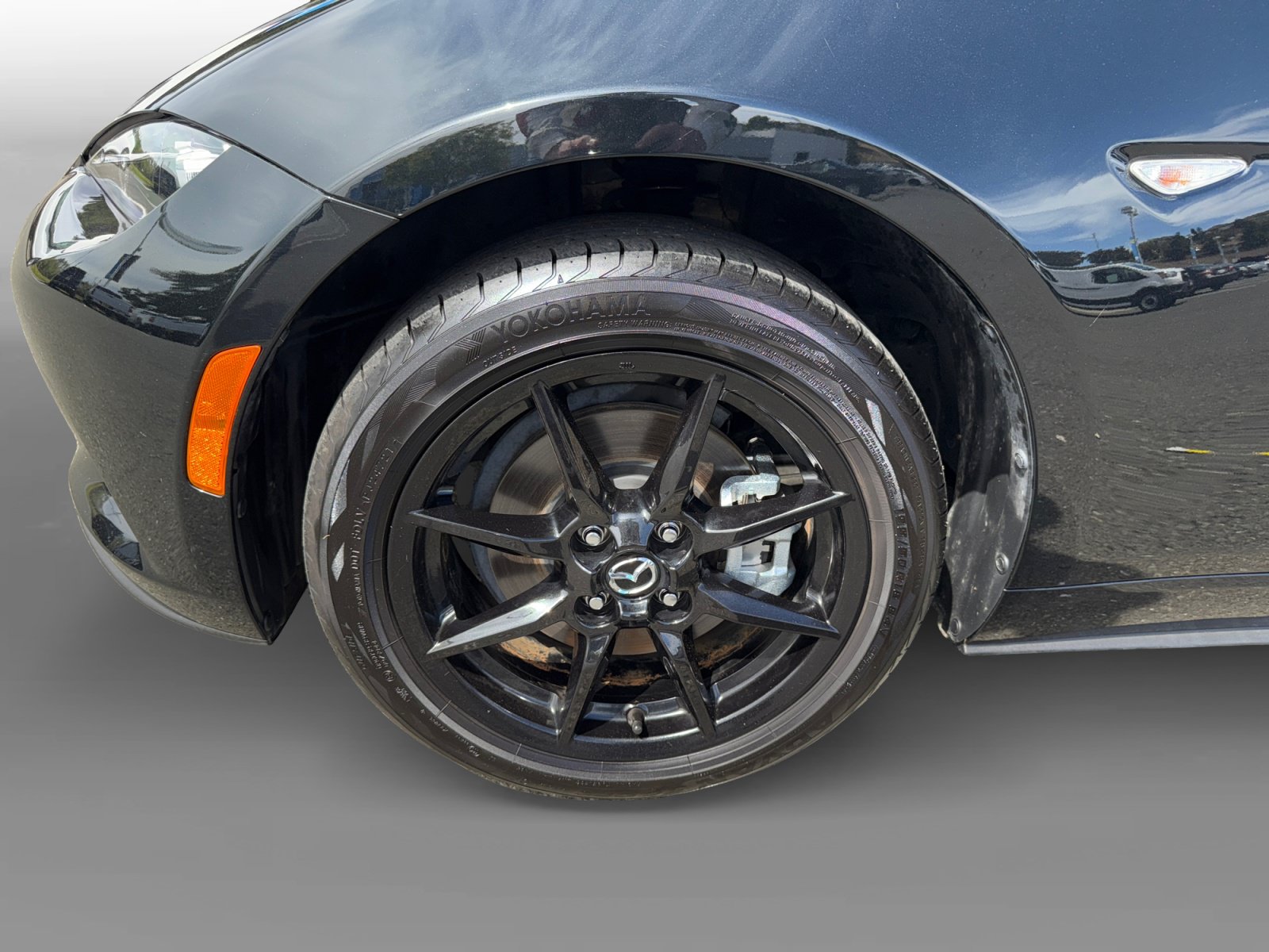 Used 2022 MAZDA MX-5 Miata Sport RWD image 9