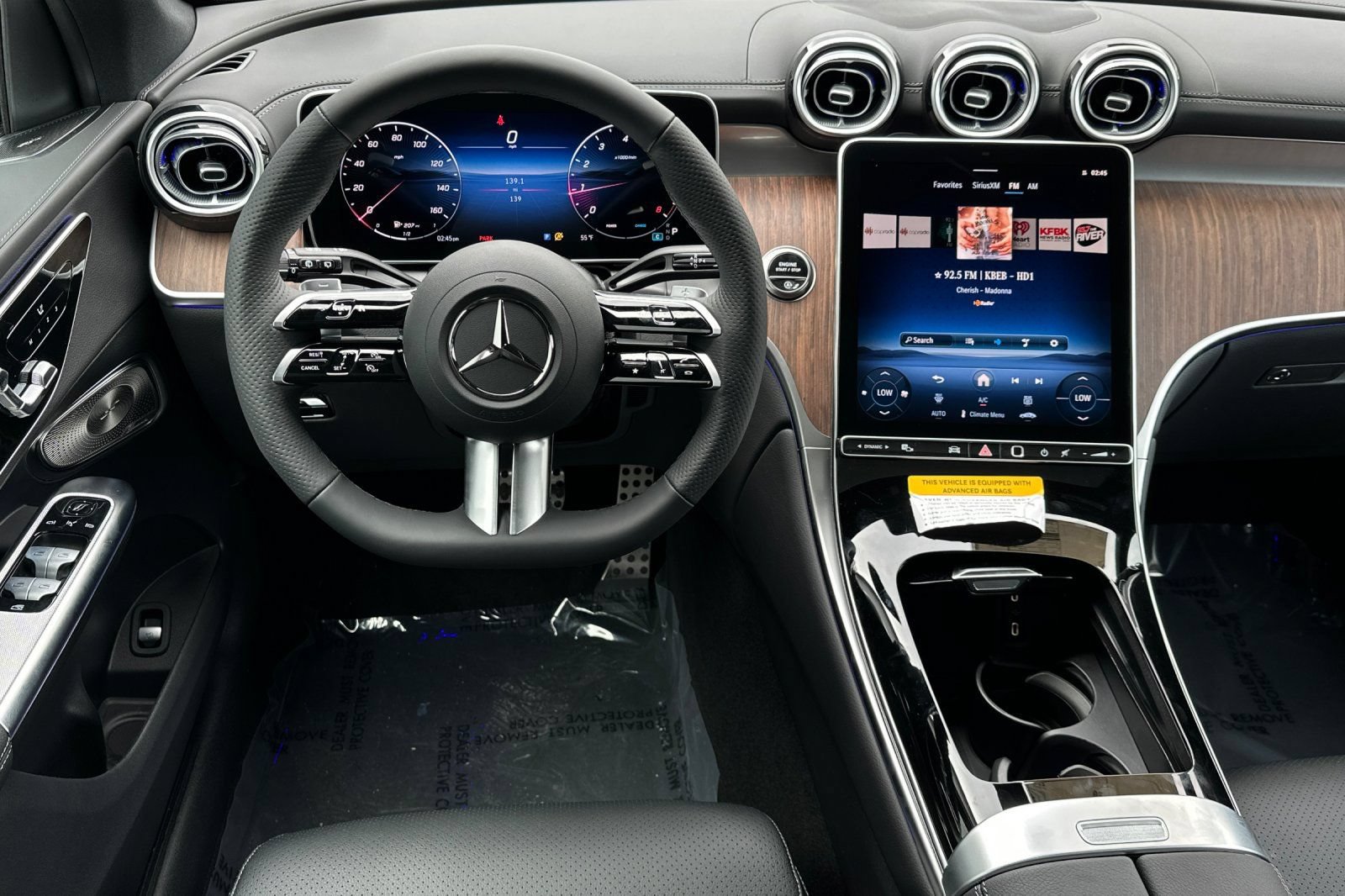New 2025 Mercedes-Benz GLC 300 4MATIC image 17