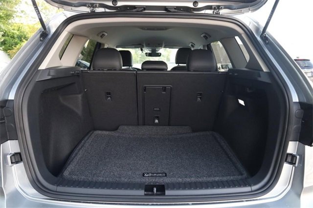 New 2025 Volkswagen Taos SE image 7