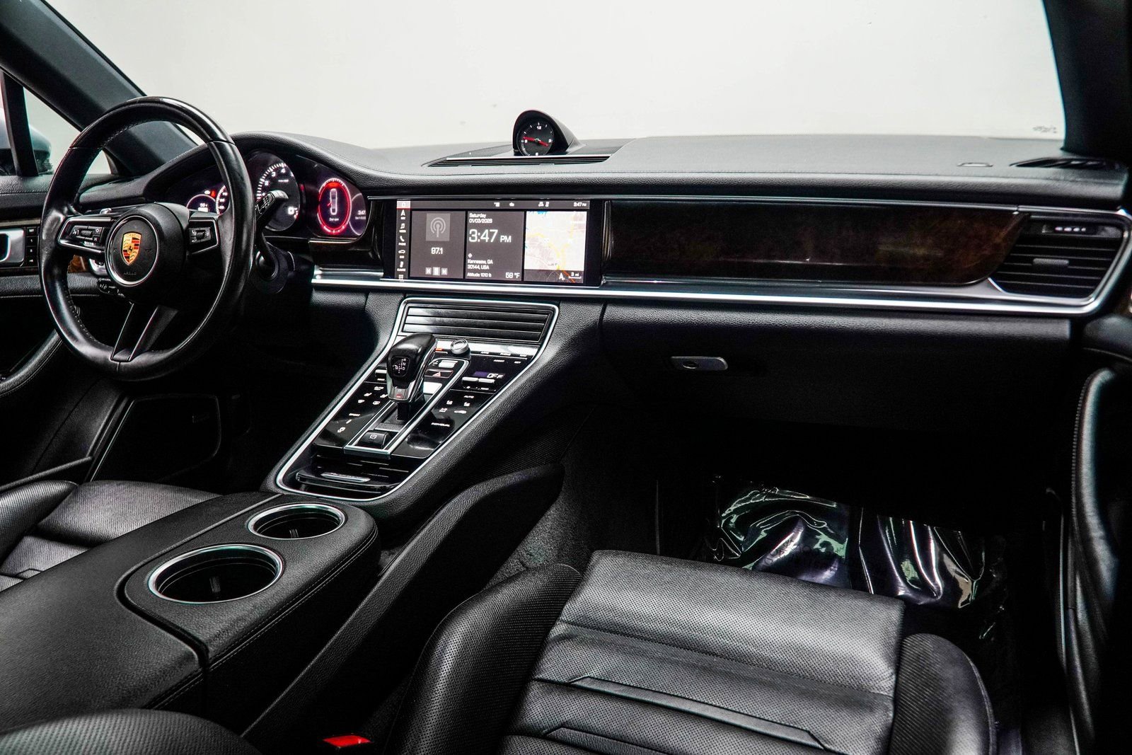 Used 2021 Porsche Panamera 4 AWD/4WD image 24