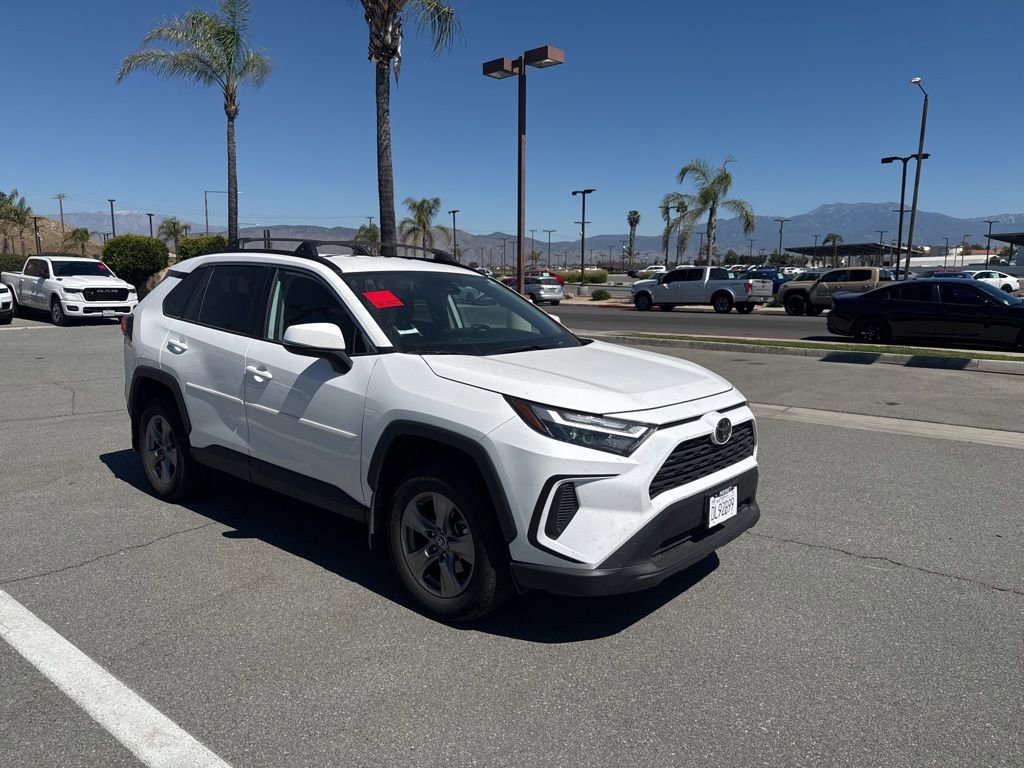 Used 2024 Toyota RAV4 XLE image 2