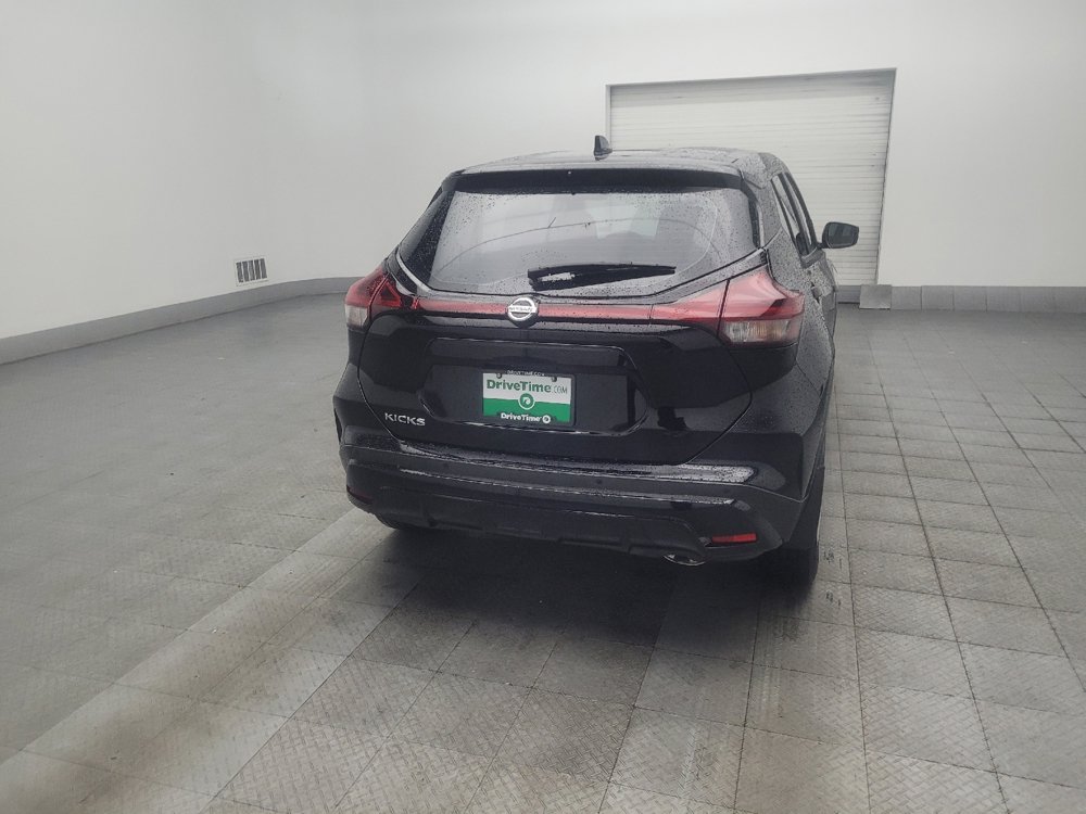 Used 2021 Nissan Kicks S FWD image 7