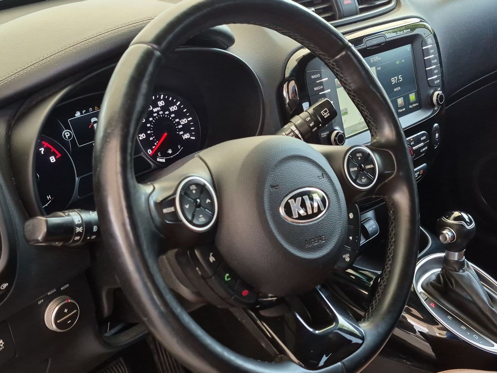 Used 2015 Kia Soul ! w/ Sun & Sound Package FWD image 18