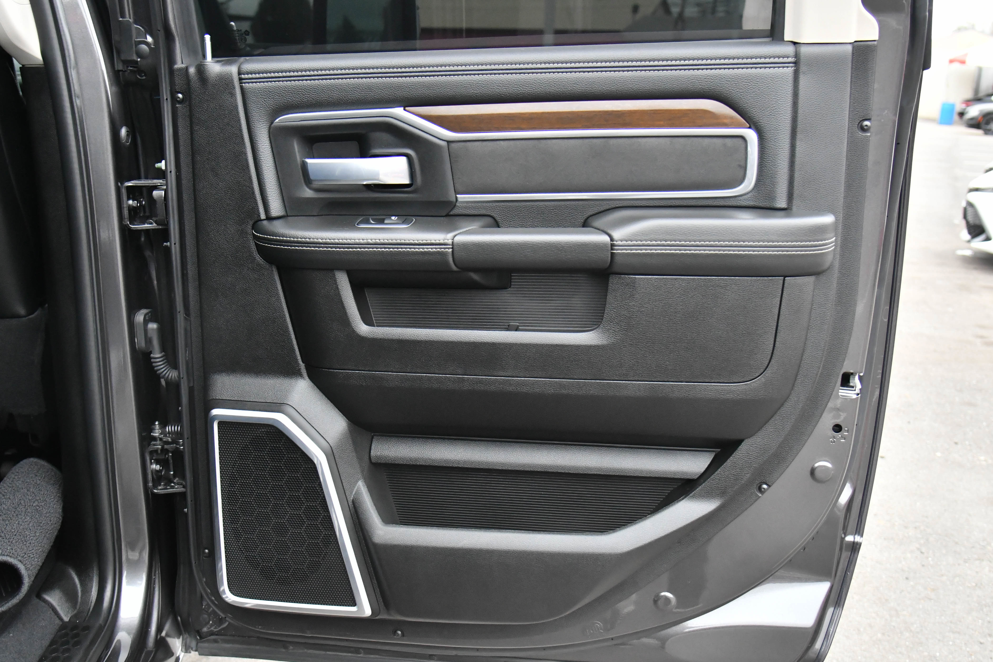 Used 2024 RAM 2500 Laramie image 47