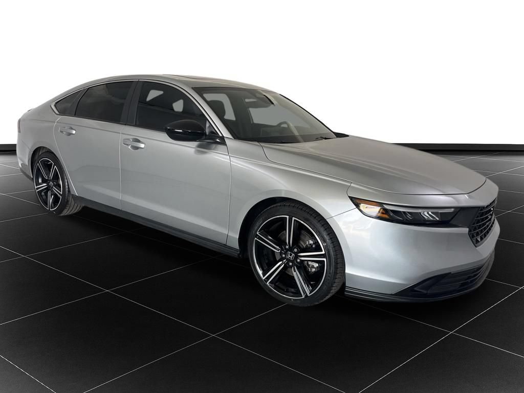 Used 2024 Honda Accord Sport image 5