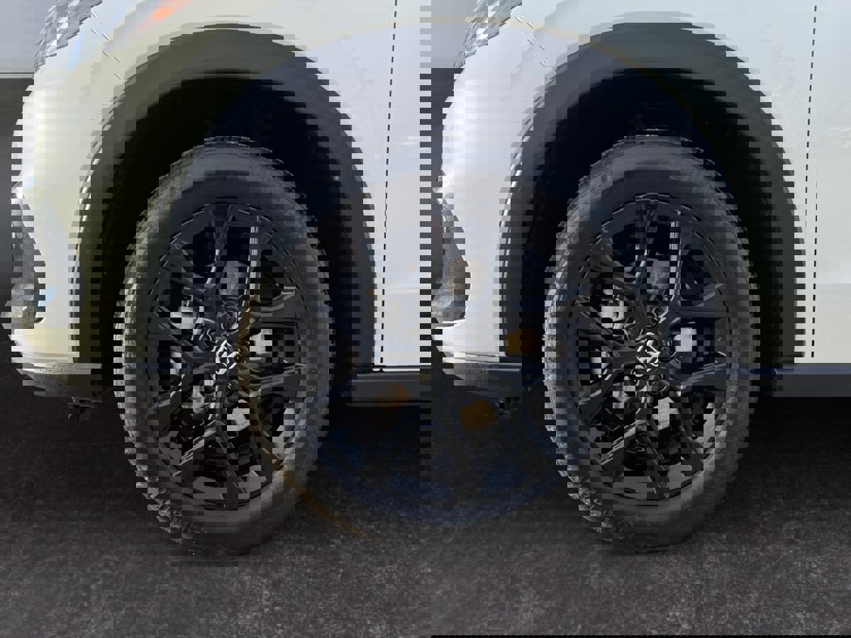 Used 2023 Honda HR-V Sport image 9