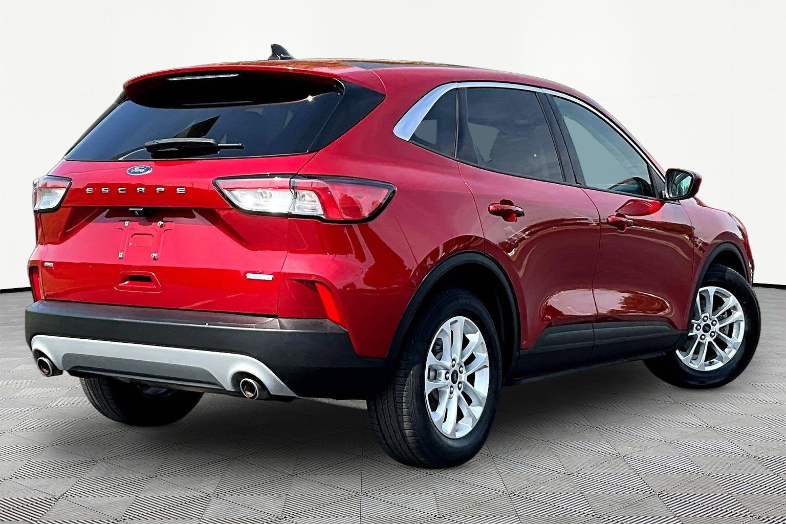 Used 2020 Ford Escape SE FWD image 6