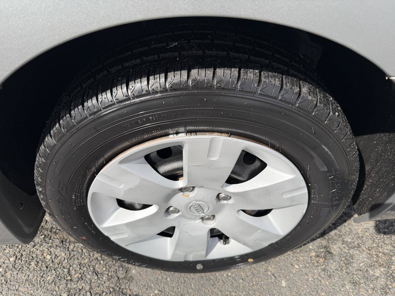 Used 2011 Nissan Sentra 2.0 FWD image 4