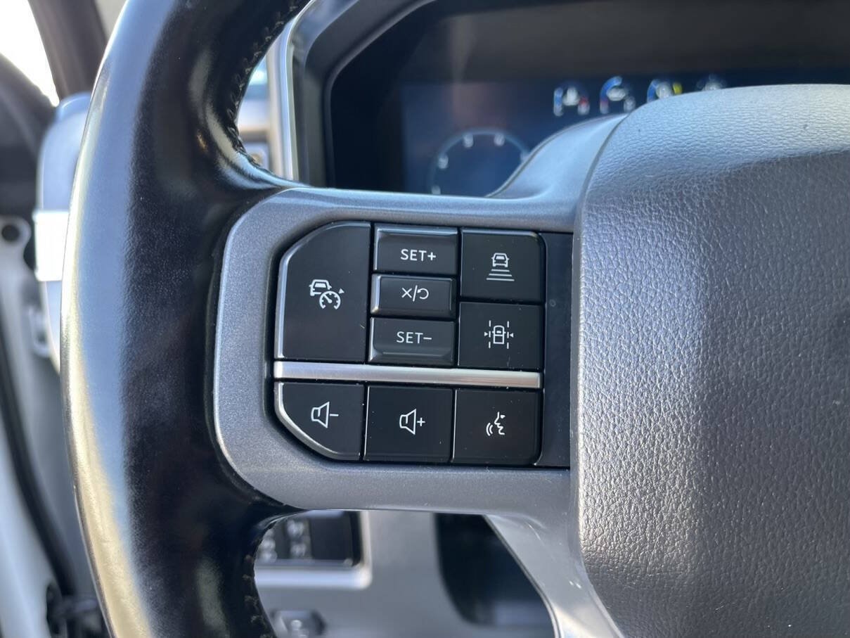 Used 2023 Ford F350 Lariat w/ Lariat Ultimate Package AWD/4WD image 23