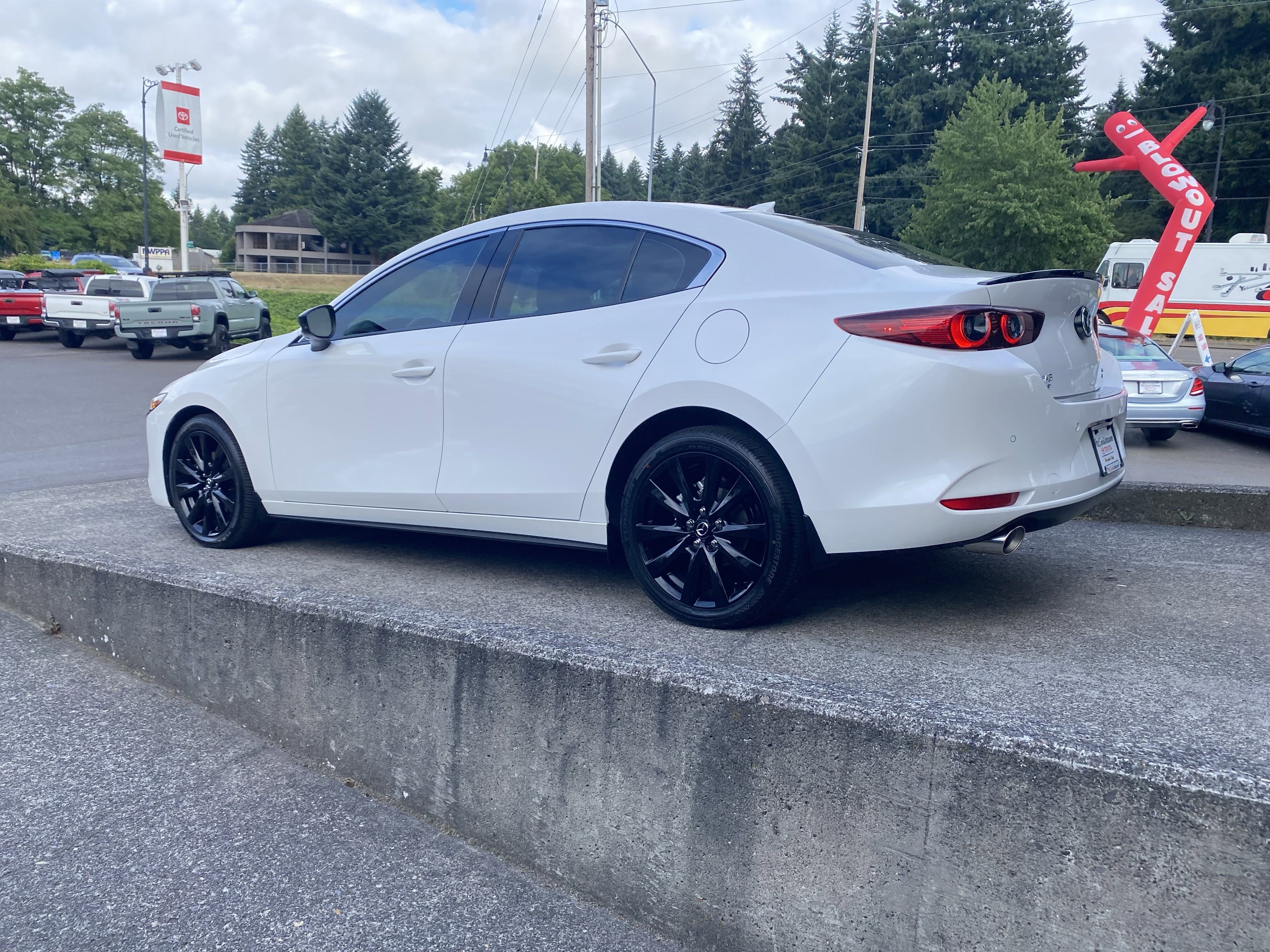 Used 2025 MAZDA MAZDA3 2.5 Turbo Sedan w/Premium Plus image 4
