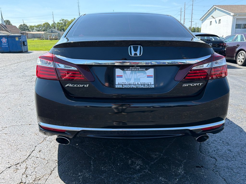 Used 2017 Honda Accord Sport image 6