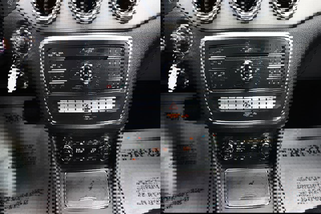 Used 2018 Mercedes-Benz CLA 250 4MATIC image 27