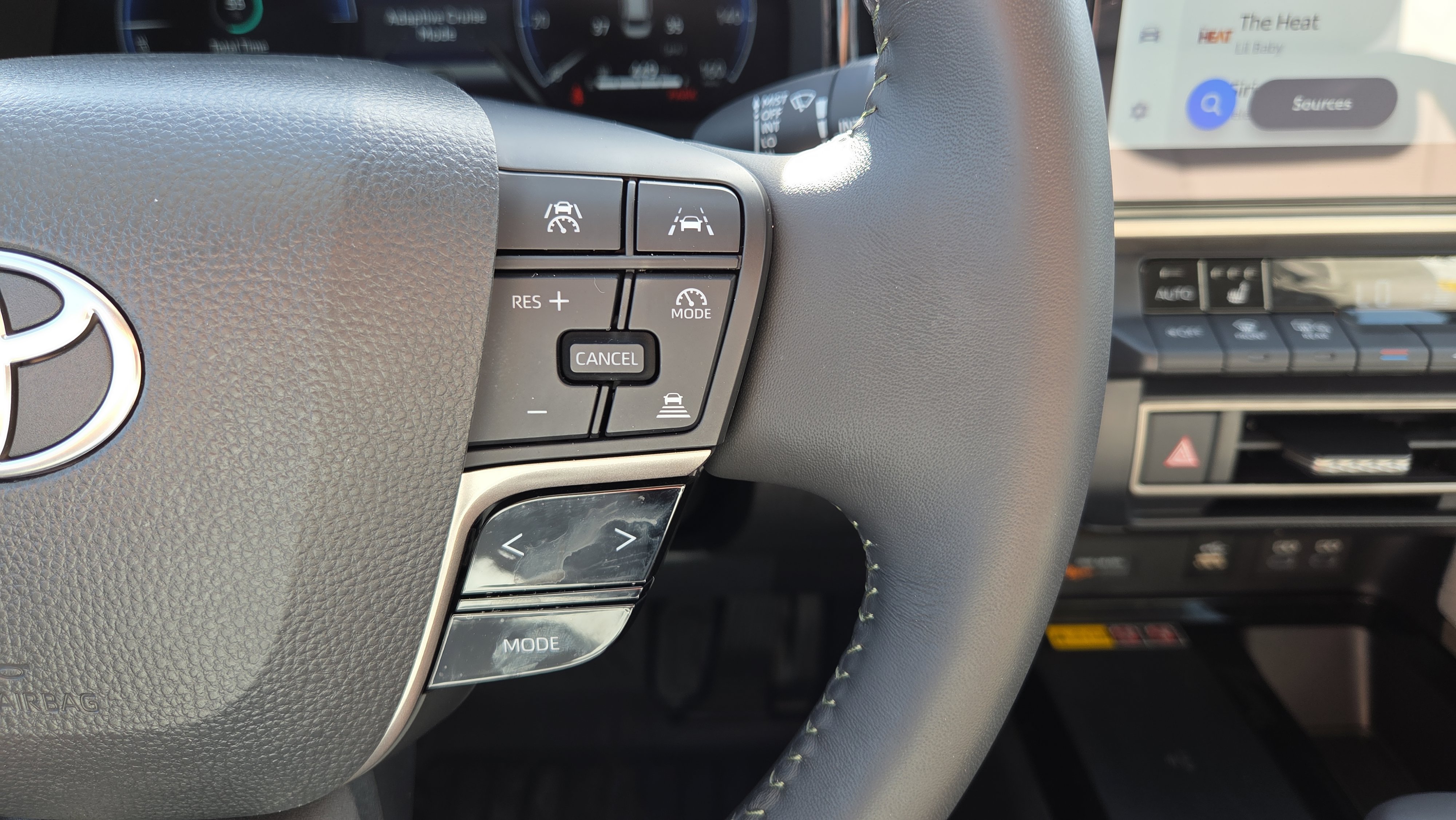 Certified 2025 Toyota Camry XLE image 31