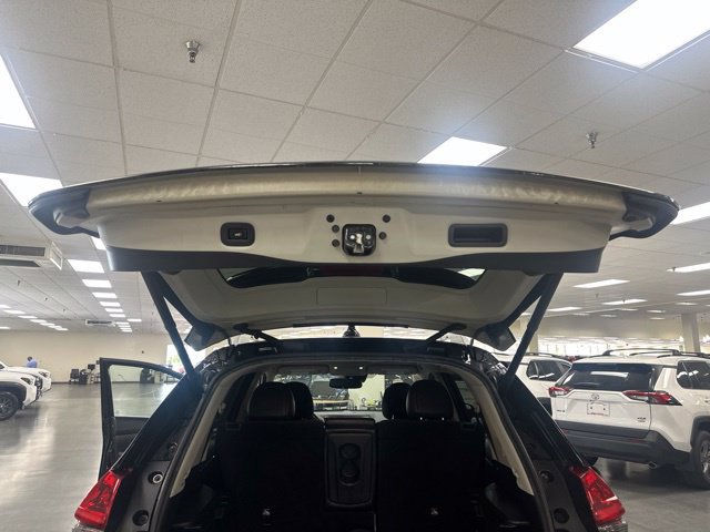 Used 2018 Nissan Rogue SL FWD image 19