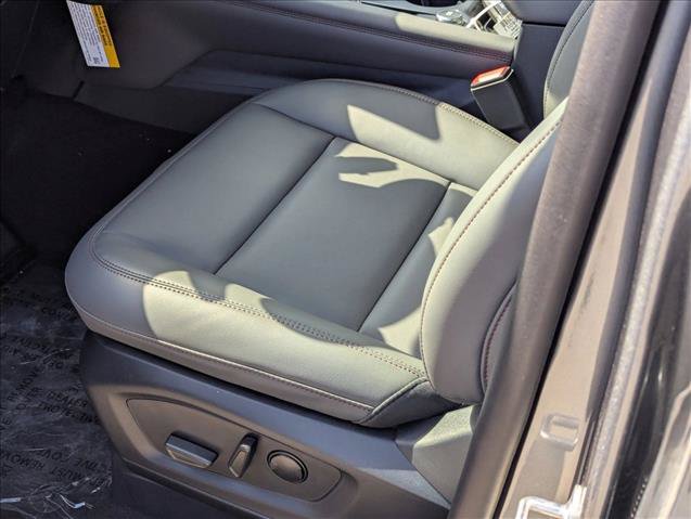 New 2026 Ford Explorer Active RWD image 4