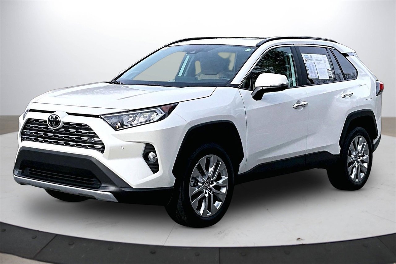 Used 2021 Toyota RAV4 Limited w/ Limited Grade Weather Package image 4